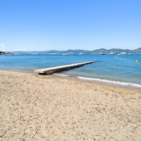 La Desirade - Les Pieds Dans L'eau - La Bouillabaisse - St Tropez - 14 Personnes *