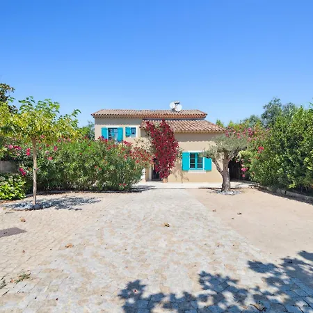 Villa La Désirade - Les Pieds Dans L'eau - La Bouillabaisse - St Tropez - 14 Personnes