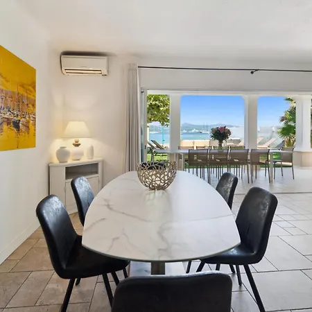 Villa La Désirade - Les Pieds Dans L'eau - La Bouillabaisse - St Tropez - 14 Personnes Saint-Tropez