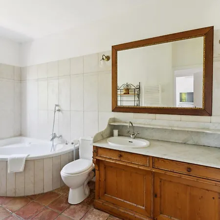 Villa La Désirade - Les Pieds Dans L'eau - La Bouillabaisse - St Tropez - 14 Personnes Saint-Tropez