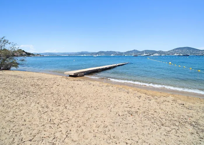 La Desirade - Les Pieds Dans L'eau - La Bouillabaisse - St Tropez - 14 Personnes *