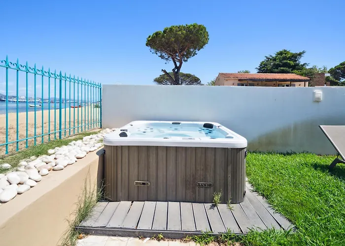 La Desirade - Les Pieds Dans L'eau - La Bouillabaisse - St Tropez - 14 Personnes 圣特罗佩